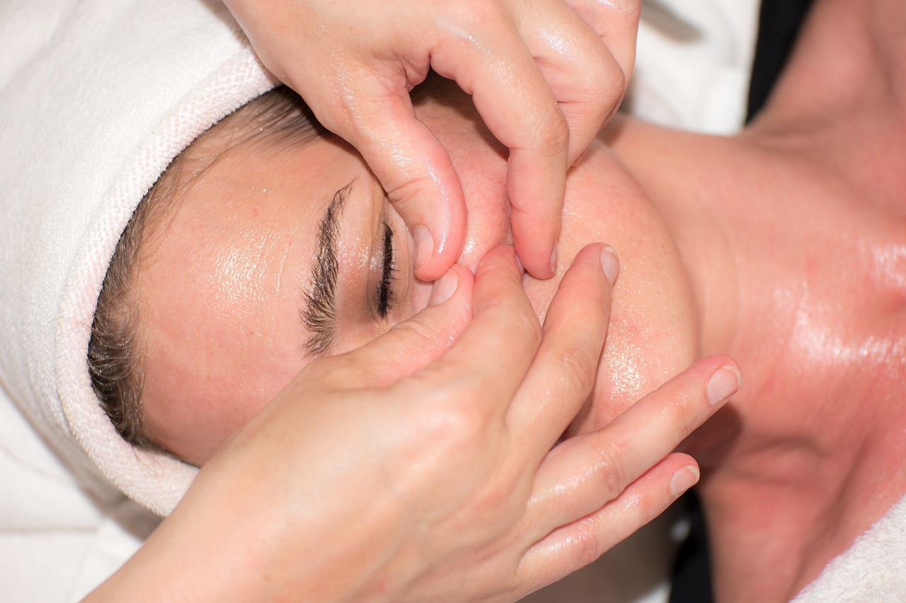 Skin Specialist in Delhi: Your Pathway to Radiant and Healthy Skin at Dr Mahima Wadhwa Skin CliniQ