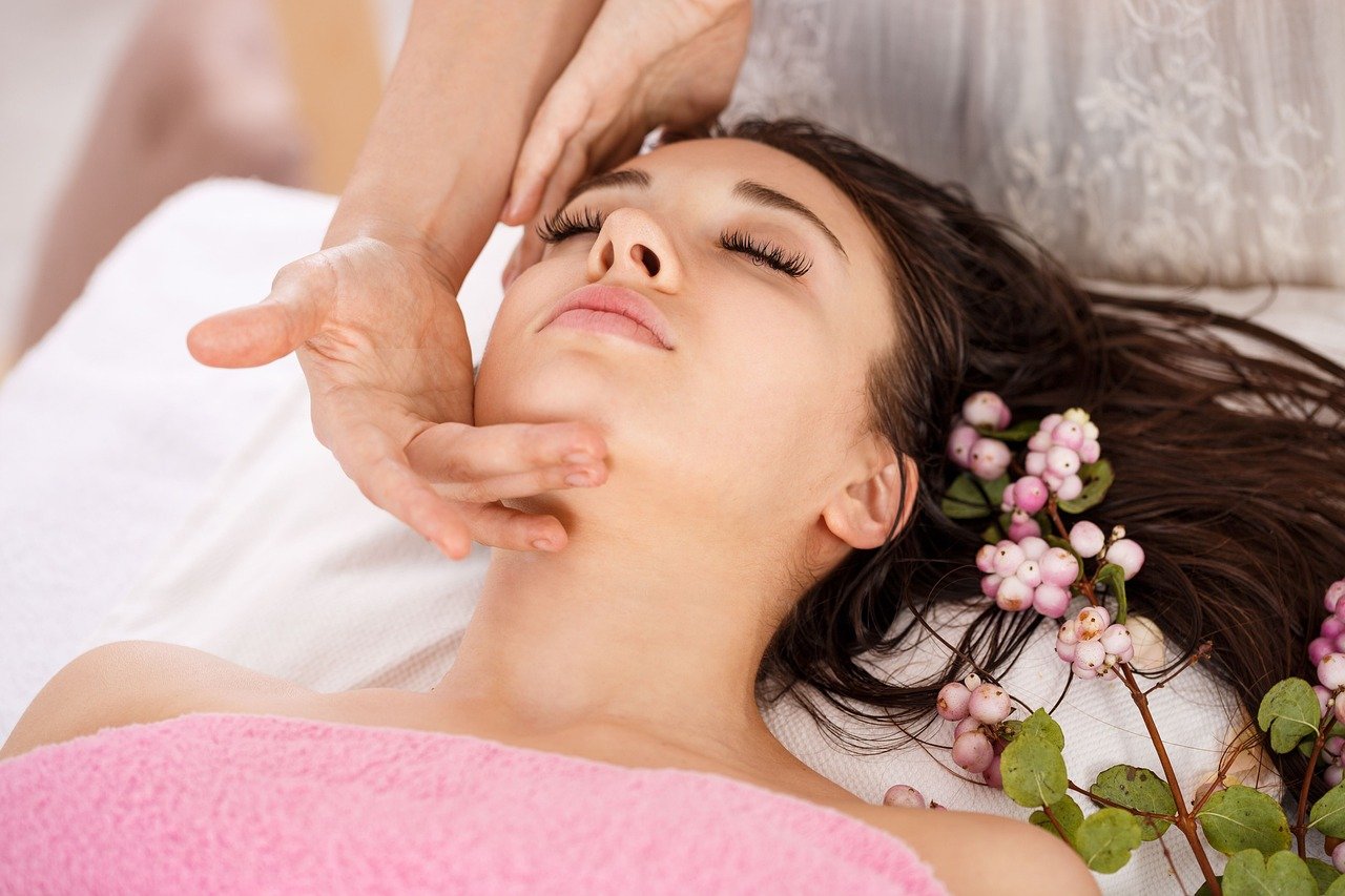 Dr Mahima Wadhwa Skin CliniQ
